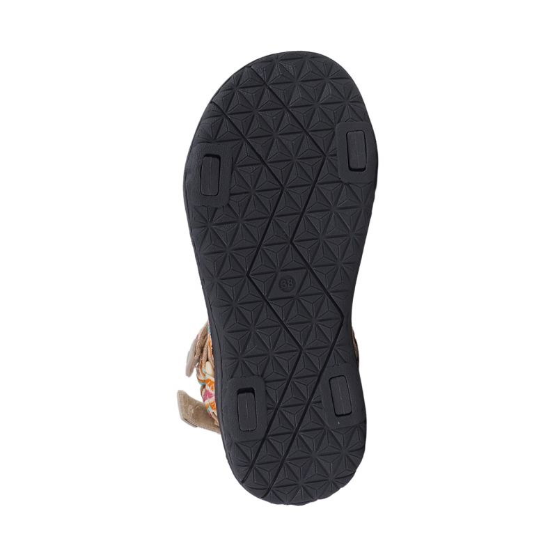 11. Lee Cooper W LCW-25-34-3563LA Sandals
