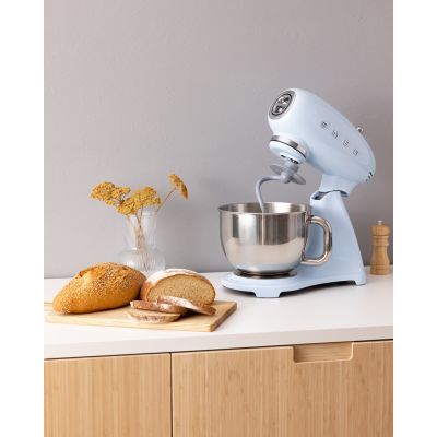 17. Smeg SMF05PBEU Stand Mixer 1000W Blue
