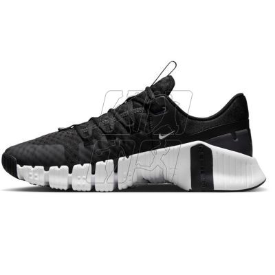 2. Nike Free Metcon 5 M DV3949 001 shoes