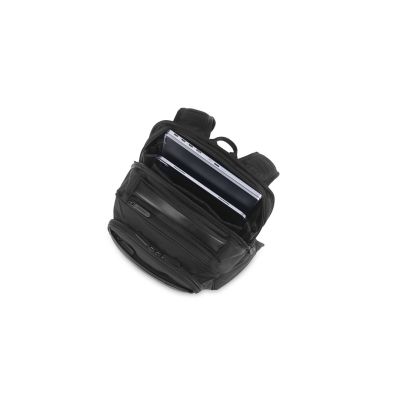 18. Kensington Contour 2.0 Backpack for 14" Laptop