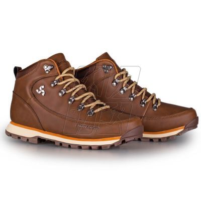 4. Leather trekking shoes Outback Bustagrip M MRM1B