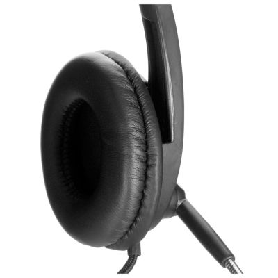 9. Esperanza EH115 headphones (black color