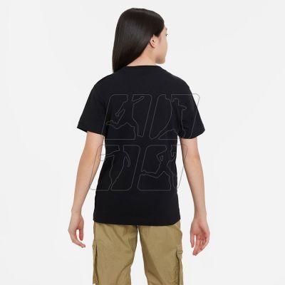 3. Nike Sportswear Jr FD0928-010 T-shirt