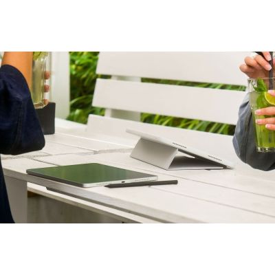 7. Wacom MOVINKPAD 11IN CASE with STAND