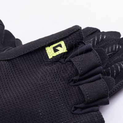 5. IQ Ilario M 92800595426 training gloves