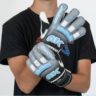 4. 4keepers Champ VI HB Jr goalkeeper gloves S906563