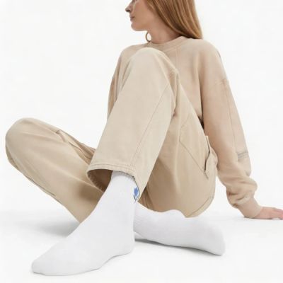 2. Women's high bamboo cream socks Filippo SD-AN06