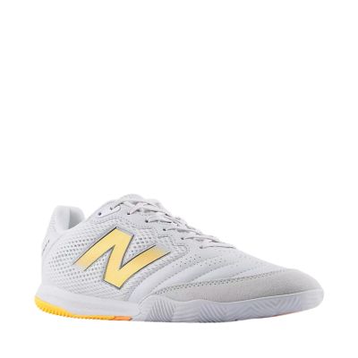 2. New Balance Furon Pro V9 IN NBUF2I7LN Football Boots