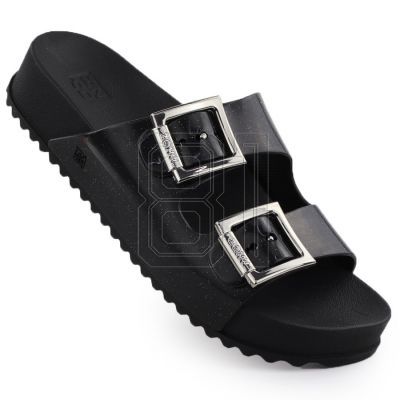 7. Zaxy RR285058 W INT2135C flip flops