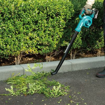 2. Makita DUB186Z 18V Lithium-Ion (Li-Ion) Leaf Blower