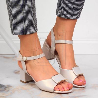 7. Sandals on the post of Sergio Leone W SK139F beige