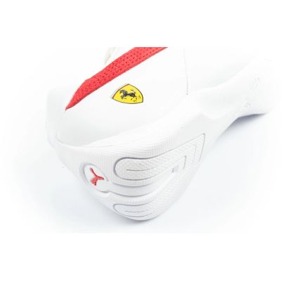 6. Puma men's sports shoes Ferrari Future Cat white natural leather fashionable