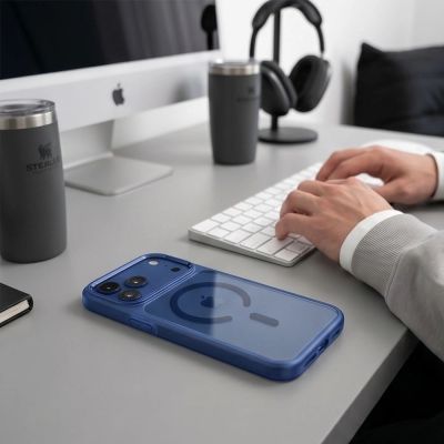 5. Tech-Protect Magmat Magsafe CC Case for iPhone 17 Pro / 18 Pro - Navy Blue and Transparent