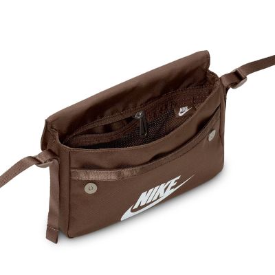 3. Nike Sportswear Revel CW9300-265 messenger bag