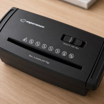 9. Esperanza BLADE EN104 document shredder