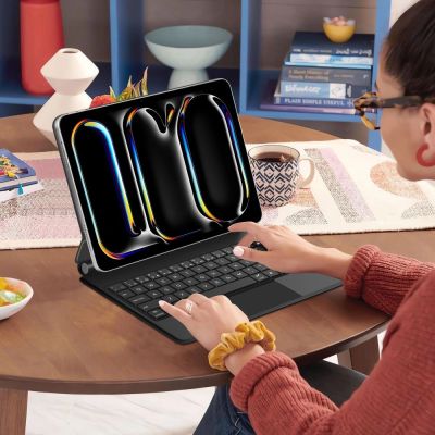 10. Tech-Protect SmartCase Magnetic for iPad Pro 13” 7/8 2024-2025 - Black