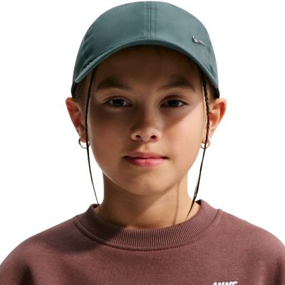 4. Nike Dri-Fit Club Kids' Baseball Cap Navy FB5064 382