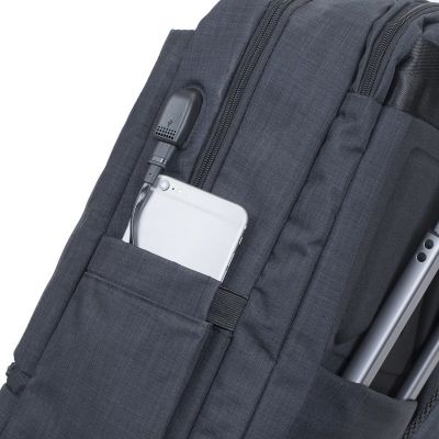 6. Rivacase 8365 43.9 cm (17.3") Backpack Black
