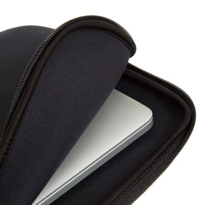 3. Eastpak Blanket M Laptop Sleeve EK000424008 Black One size
