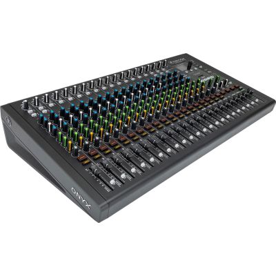 2. Mackie ONYX 24 18ch 20-30000Hz Black