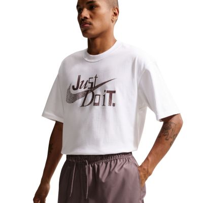 3. Nike Club Men's Brown Shorts FN3307 502