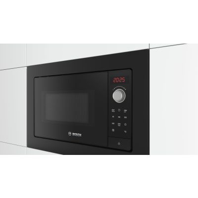 4. BOSCH BFL623MB3 microwave oven