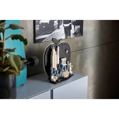 9. LEGO Architecture 21066 - New York: The Big Apple
