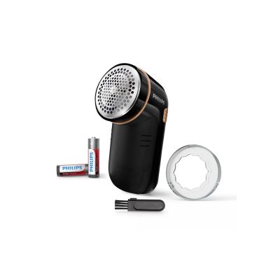 15. Philips GC026/80 fabric shaver