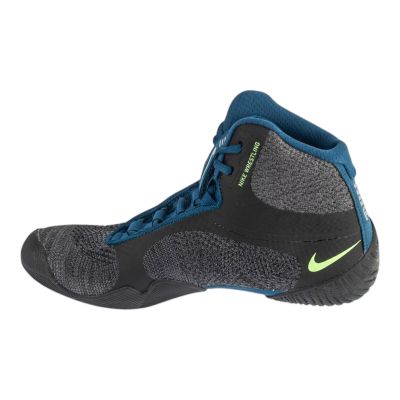 2. Nike Tawa CI2952-004 Grey 42
