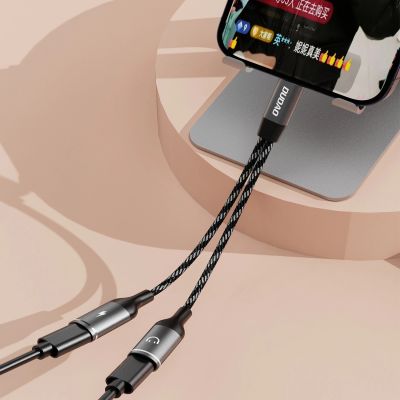 7. Dudao L13C+ 2in1 USB-C Adapter - Gray