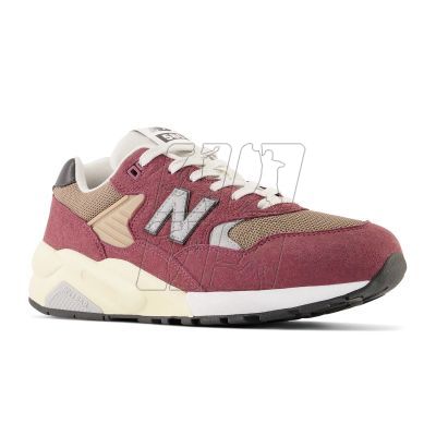 4. New Balance MT580ECA sports shoes