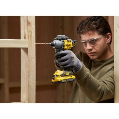 6. Stanley FATMAX SFMCF830B-XJ Powered Screwdriver/Impact Driver 3200 RPM Black, Yellow