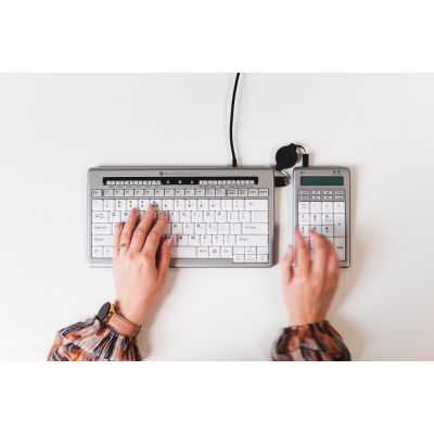6. BakkerElkhuizen S-board 840 Numeric Numeric Keypad PC USB Light Gray, White
