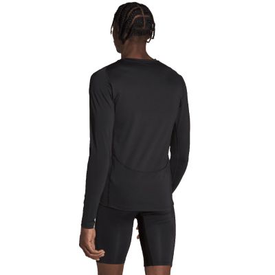 8. Adidas Techfit Aeroready Long Sleeve Tee M HP0626
