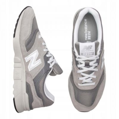 9. New Balance men's shoes CM997HCA classic 40
