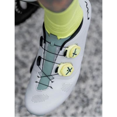 2. NORTHWAVE Revolution cycling shoes gray