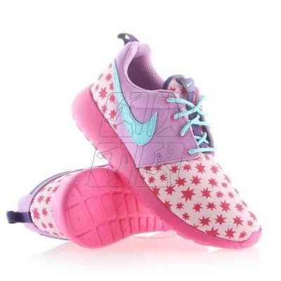 8. Nike Roshe One Print (GS) W 677784-604 shoes