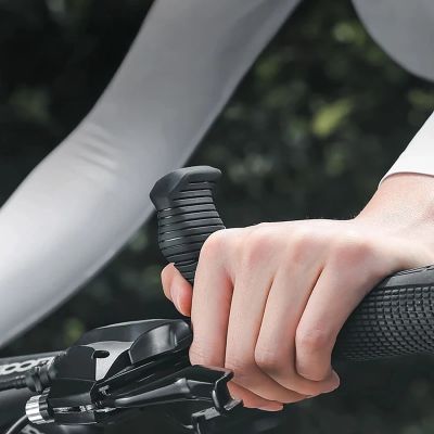 6. Wozinsky WGR-M22 MTB Bike Grips 22.2 mm Ergonomic Thumb Grips - Black