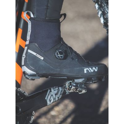2. NORTHWAVE EXTREME XC GTX Cycling Shoes