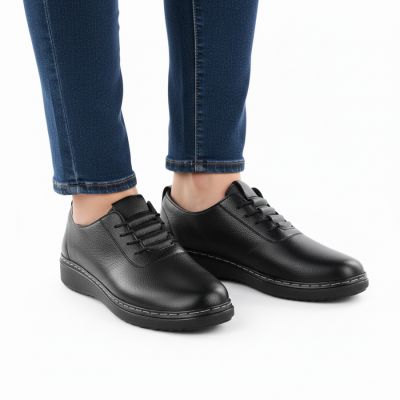 4. Women's comfortable black shoes UNISOFT 5933