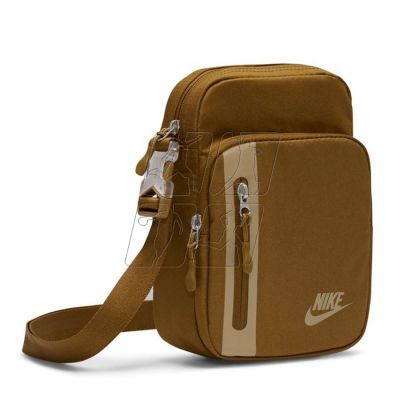 3. Nike Elemental Premium DN2557-368 sachet