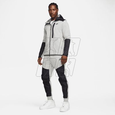 9. Pants Nike Sportswear Tech Fleece M DR6171-063