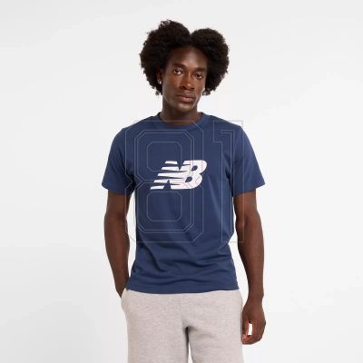4. New Balance S/S Sport Graphic V Flying M T-shirt MT43906NNY