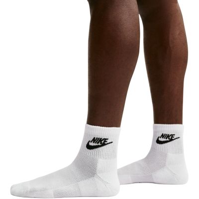 17. Nike Everyday Elevated Crew socks 3 pairs IH8528 903