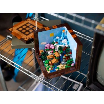 9. LEGO Minecraft 21265 Crafting Table