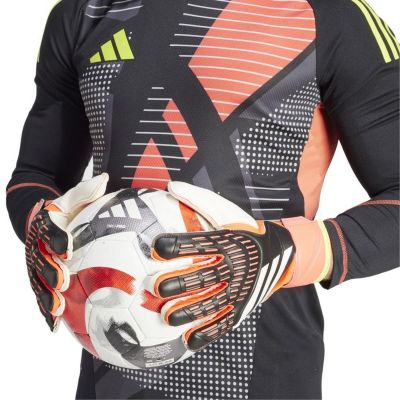 6. ADIDAS PRED GL MTC IN1599 GOALKEEPER GLOVES SIZE 8