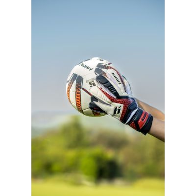 4. Huari Hulk Jr Goalkeeper Gloves 92800416138