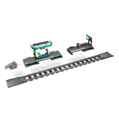5. LEGO City 60423 City Tram with Station