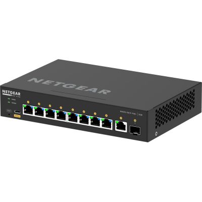 8. Netgear M4250-9G1F (GSM4210PD) Managed Gigabit Switch, 10 Ports, 110 W PoE (PoE+: 8 Ports)