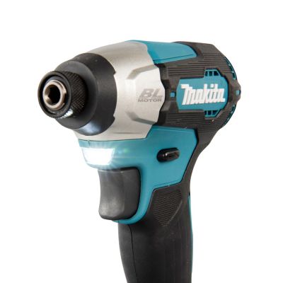 8. 18V 140Nm DTD157Z MAKITA Impact Driver